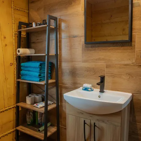 Czarny Kot Z Jacuzzi I Sauna * Janowice Wielkie