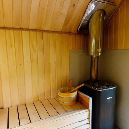 Czarny Kot Z Jacuzzi I Sauna * 야노비체 비엘키에