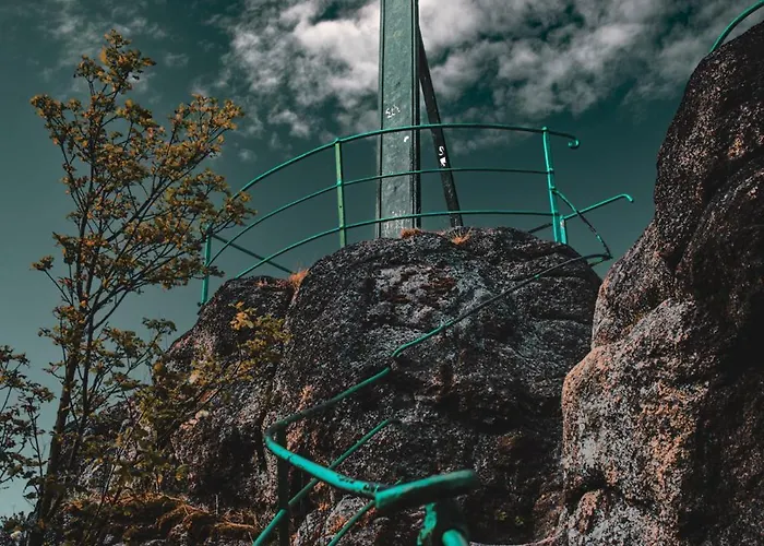 Czarny Kot Z Jacuzzi I Sauna Chalé *