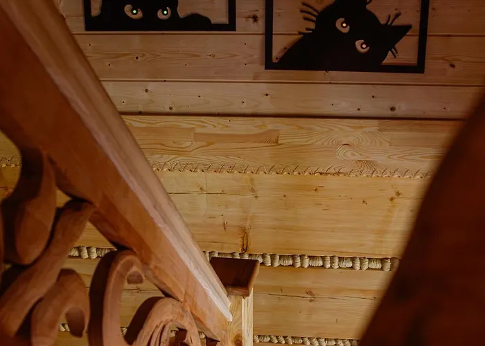 Czarny Kot Z Jacuzzi I Sauna Chalé *