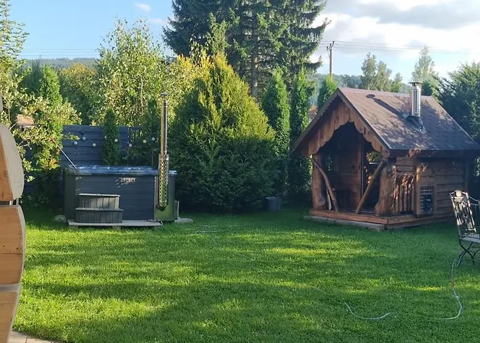 Czarny Kot Z Jacuzzi I Sauna Chalé *